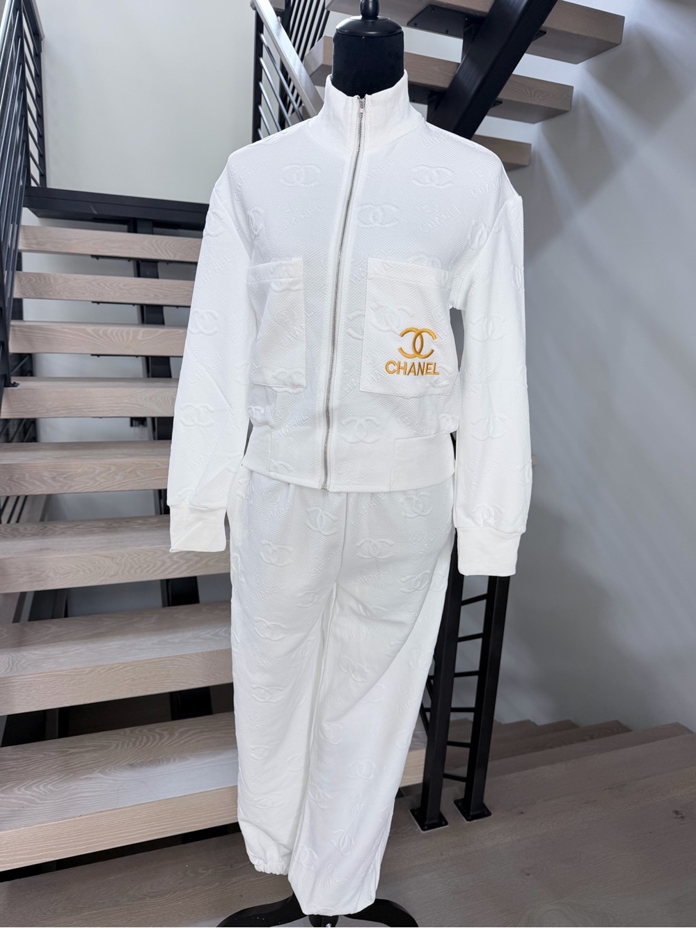 White two piece Set with Sweatpants Matching set Tracksuit size S